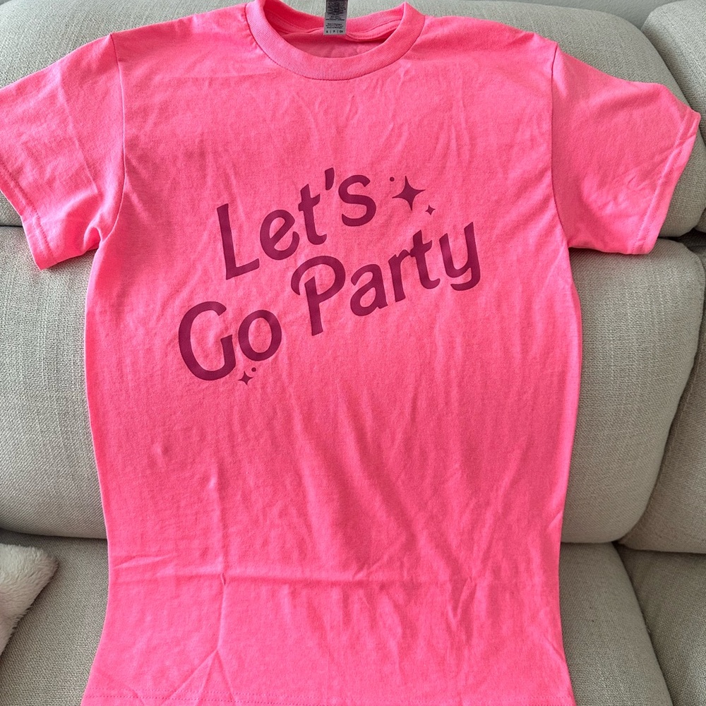 Barbie t-shirt - Picture 2 of 2